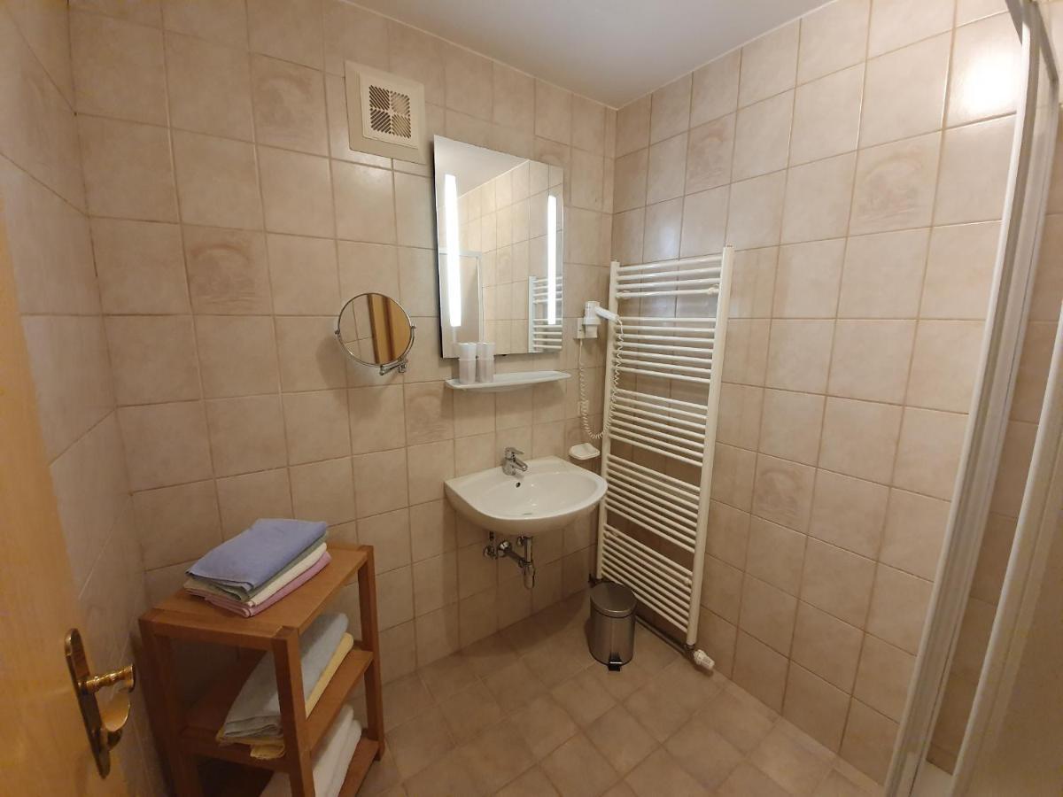 Appartement Zur Post Ferlach Ngoại thất bức ảnh