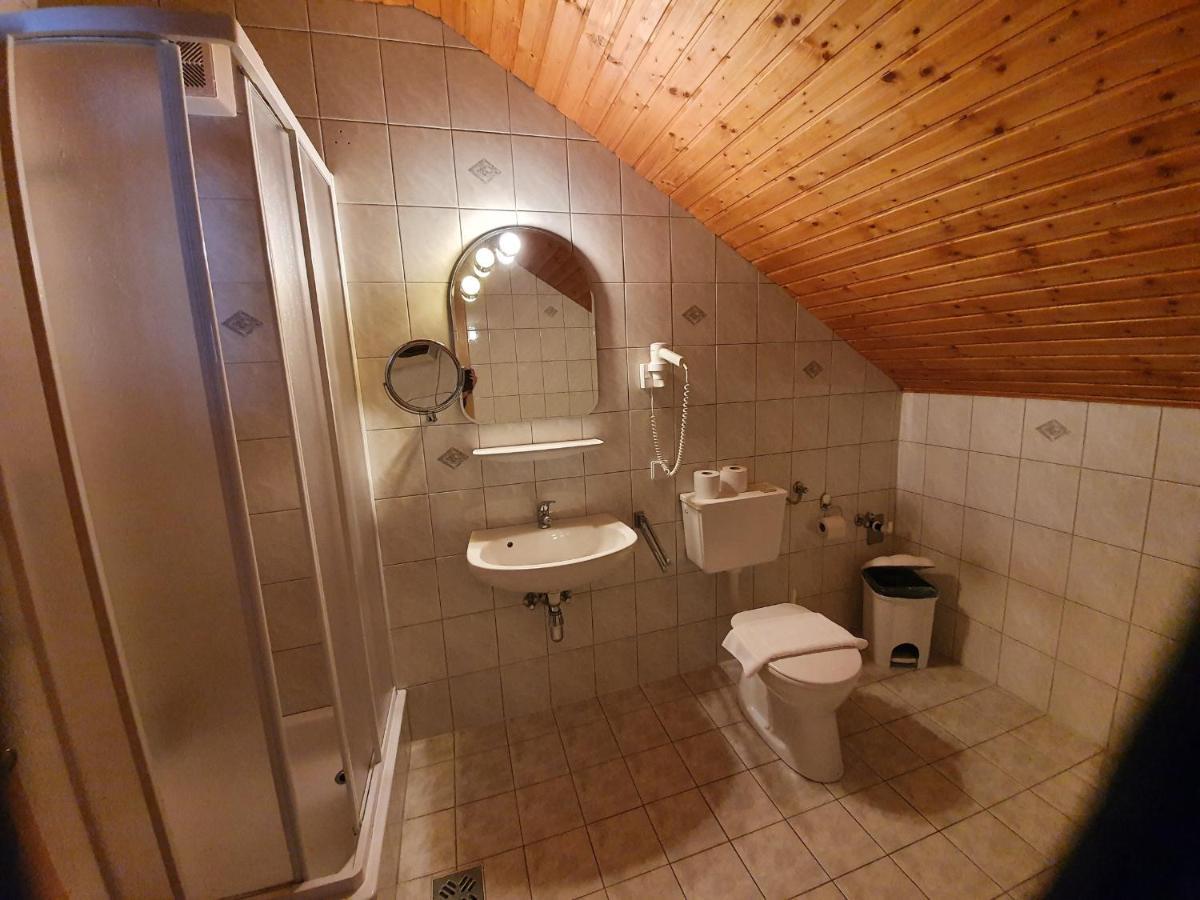 Appartement Zur Post Ferlach Ngoại thất bức ảnh